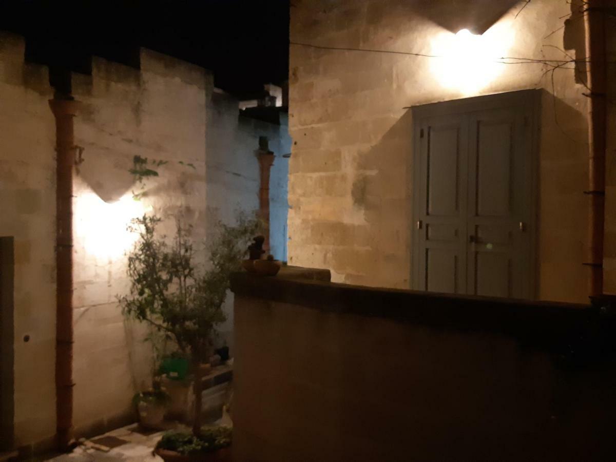מטרה B&B Il Cortile מראה חיצוני תמונה